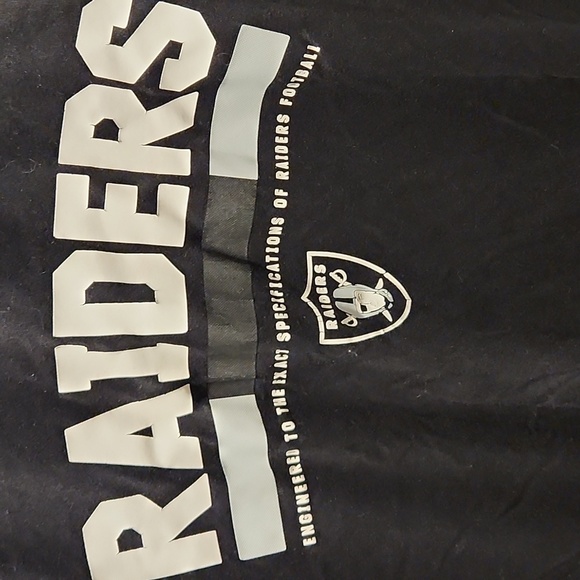 Raiders tshirt - Picture 2 of 4